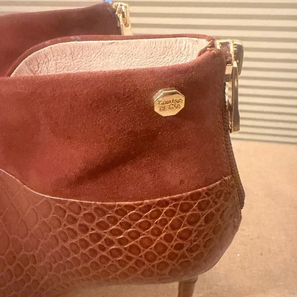 Louise et Cie Tan Crocodile Pattern with suede detail Ankle Booties - Picture 5 of 6